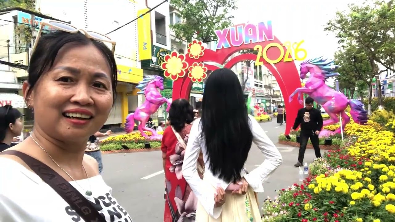 Cung đường hoa Thành Phố Cần Thơ