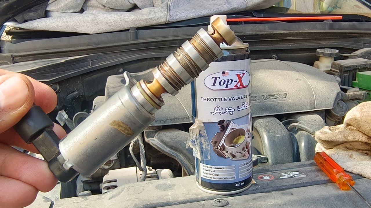فك وتنظيف حساس الرواجز VVT في سيارة هيونداي إلنترا الأمريكية 2019
