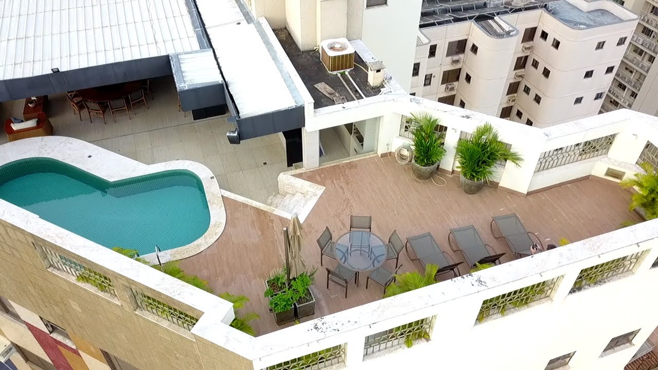 Cobertura de luxo com vista para o Parque Vaca Brava