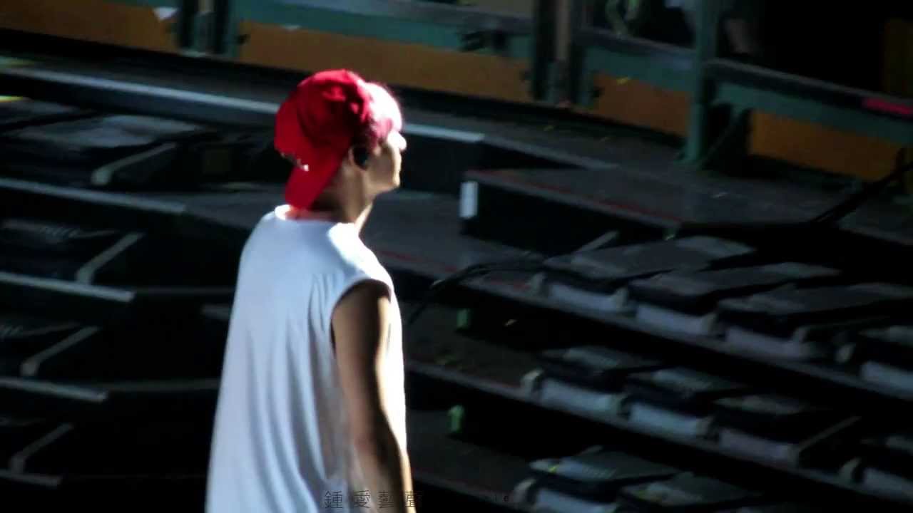 130812 SS5 TAIWAN - Marry U + talk (主 銀赫 厲旭 Eunhyuk Ryeowook focus)