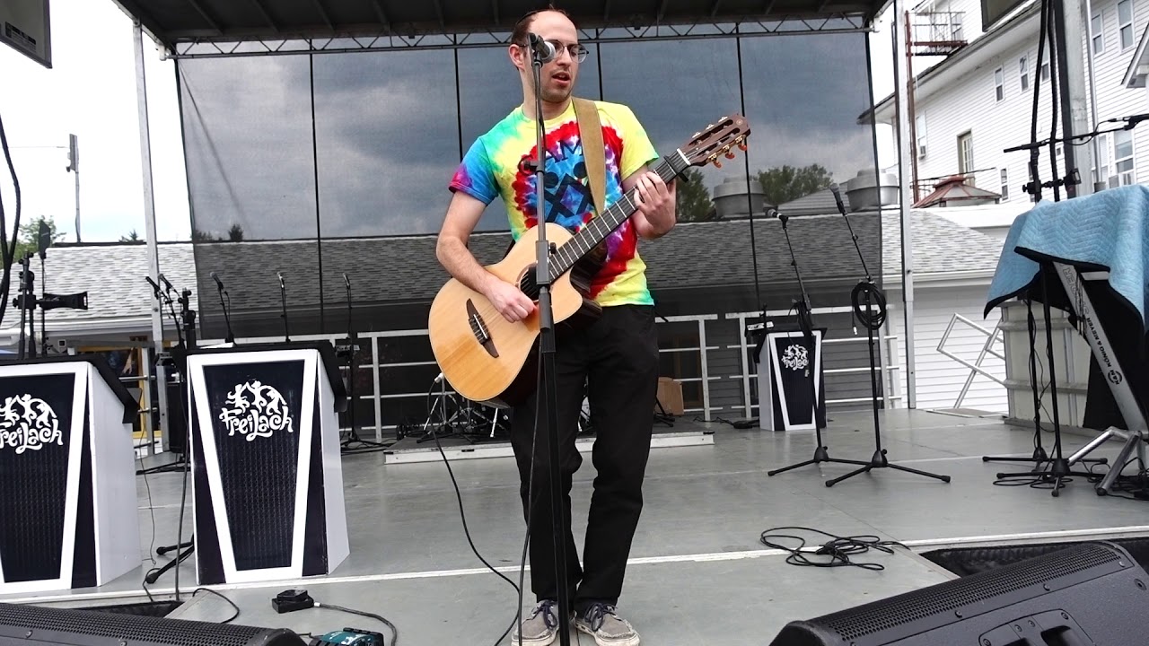 DAVID ZIFF Performs "ONE DAY" BY MATTISYAHU at the Camp HASC experience day 2019