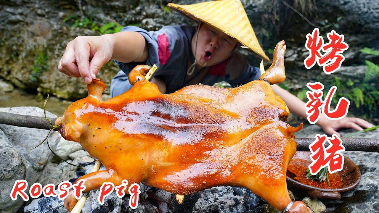 【Shyo video】烤乳豬這樣吃才叫爽！整隻乳豬抱著啃，一口下去嘎嘣脆！太香了！