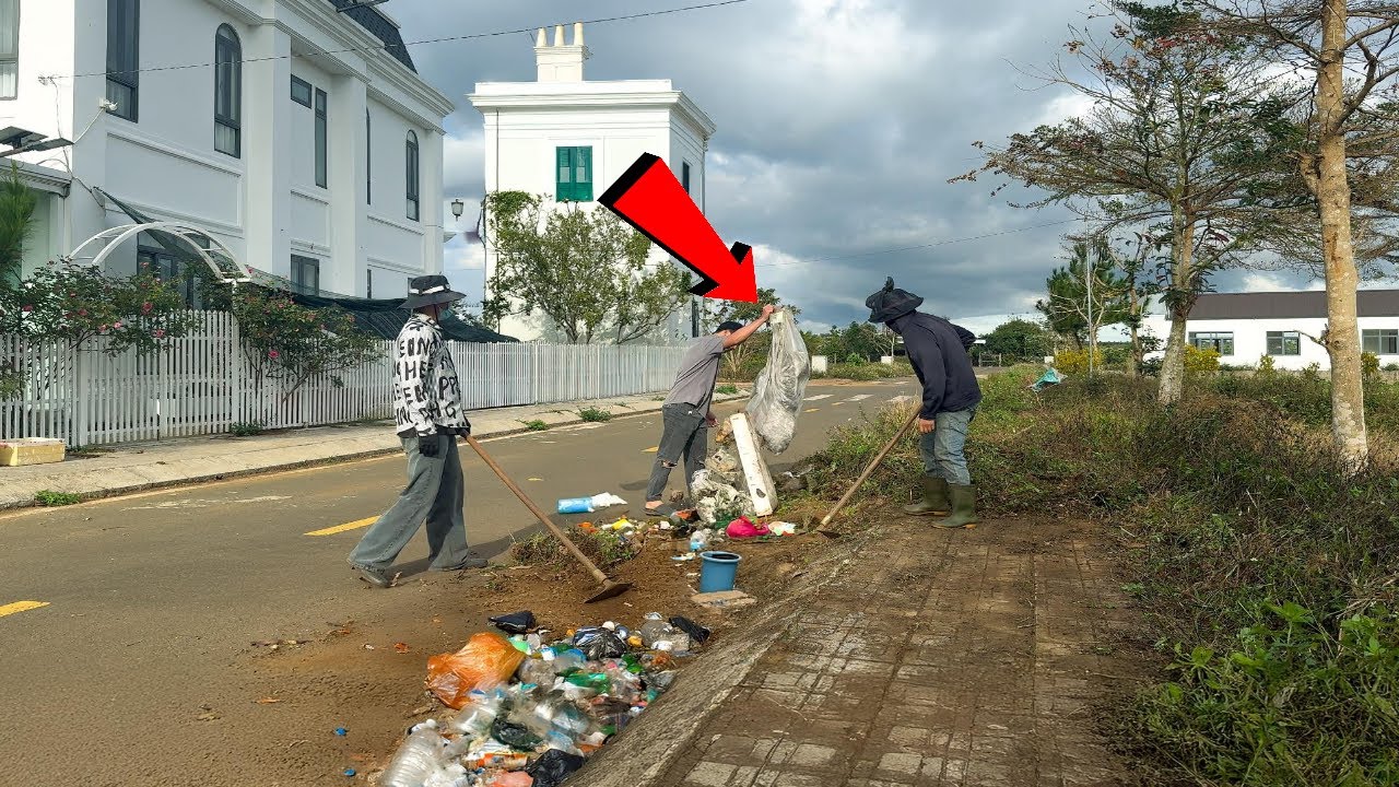 Neighbors Trash & Mock Me While I Clean Their Mansion’s Sidewalk Free ! Shocking Truth!