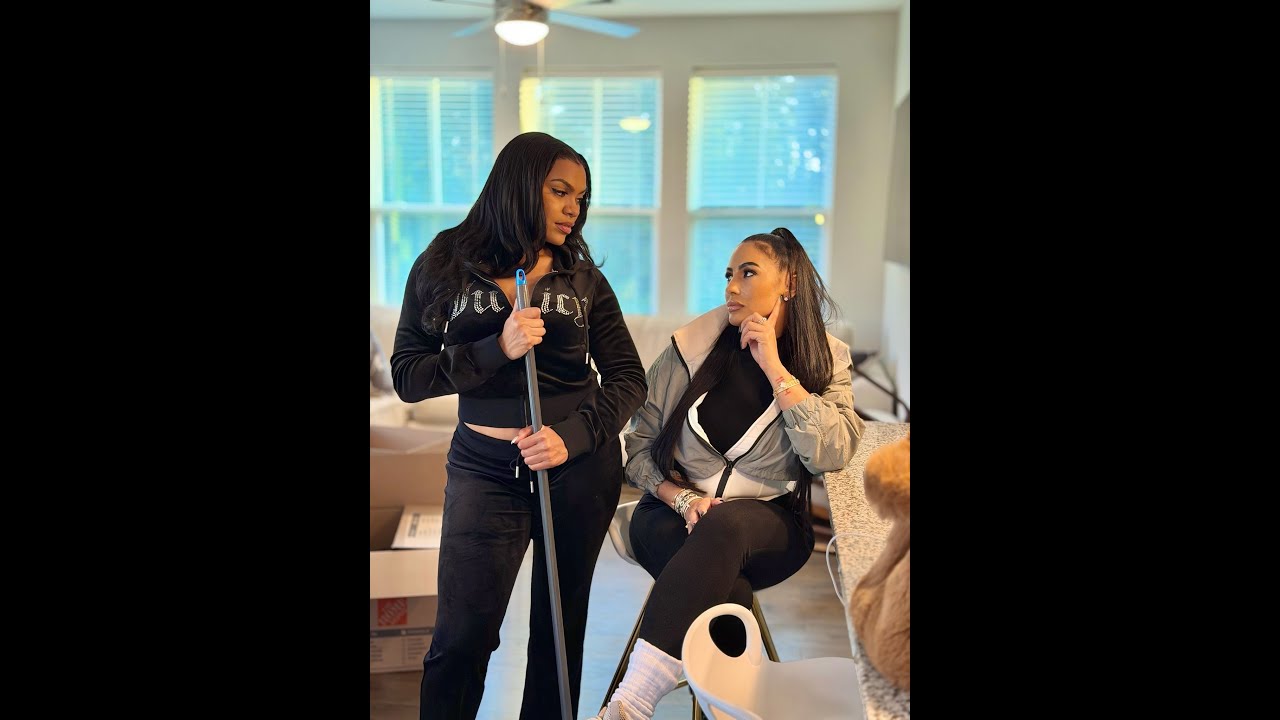 When Delicia tells Shayla she's not going to be staying with her anymore!