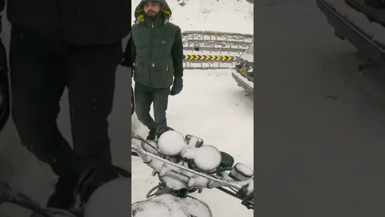 Murree full snow car slipping in snow accident murre snowfall