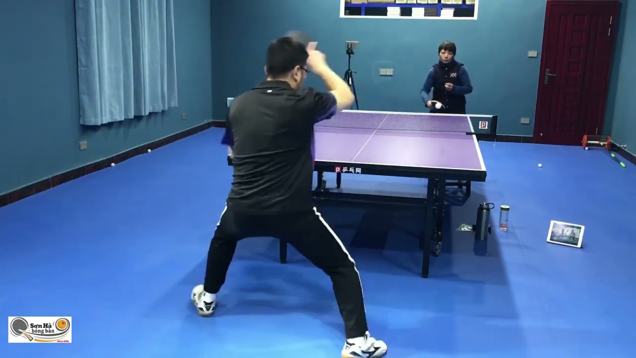 t72: Tại sao khi chơi bóng bàn động tác tay và chân lại không được phối hợp ăn ý #shorts