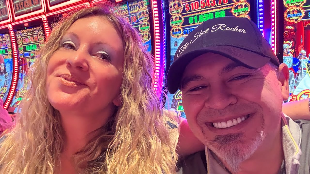 Когда вас зовёт игровой автомат… доверьтесь своей интуиции! @hardrocktampa #казино #игровойавтомат