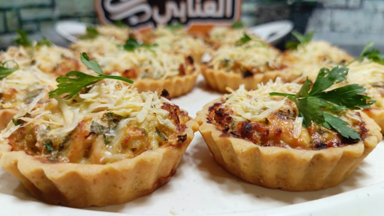 ميني كيش بالدجاج احفظوها عندكم ماتسلككم غير هي وبعجينة ذوب في الفم يالله نروحو نشوفو يالله نروحووو 😂