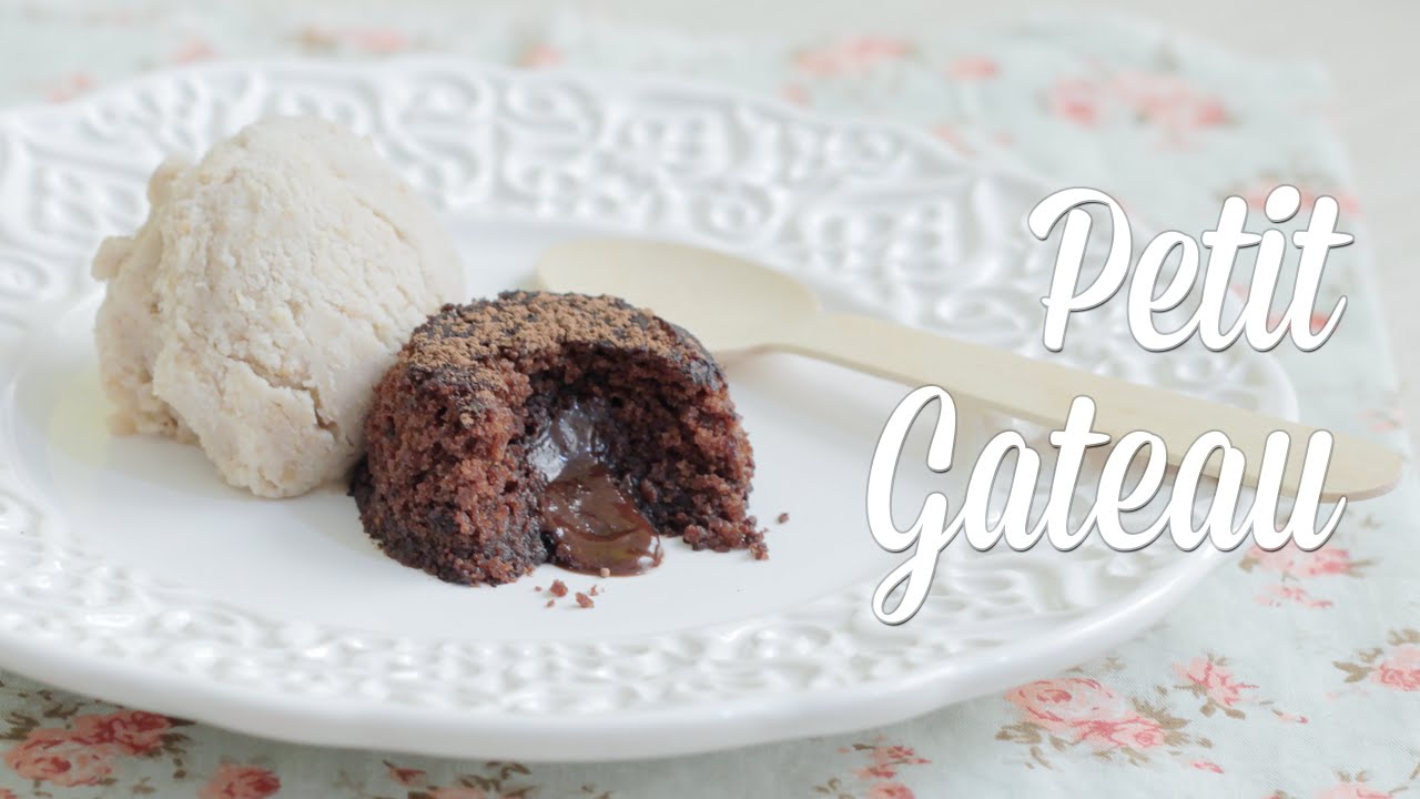 Petit Gateau Vegano (com Sorvete de Paçoca)