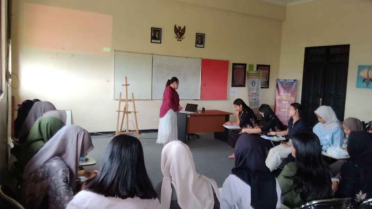 Simulasi mengajar PKN 