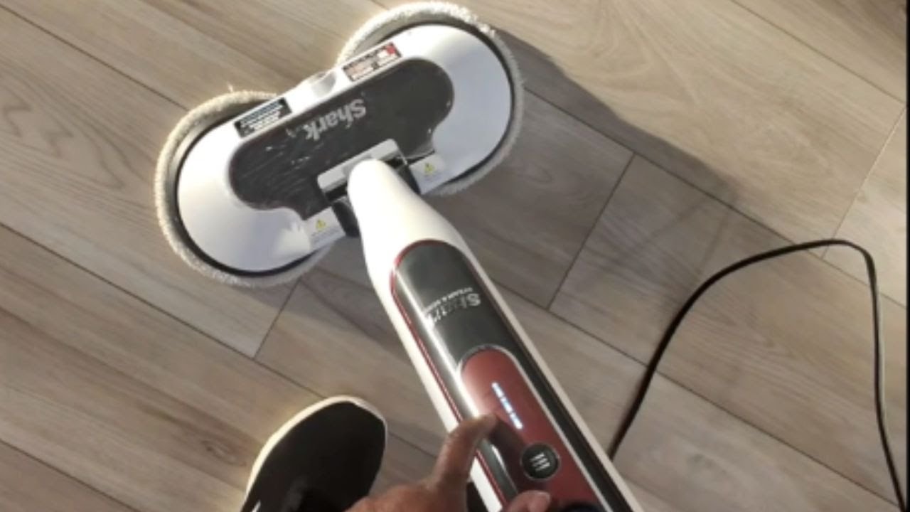 Паровая швабра Shark Steam & Scrub &mdash; универсальное средство для мытья и дезинфекции твердых полов...