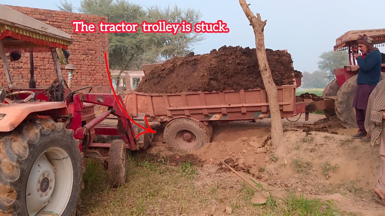260 masi tractor ka 7×14 trala phans gaya