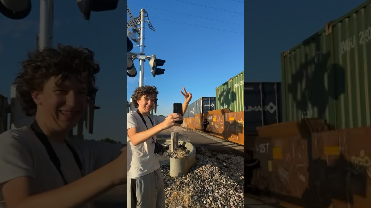 That 70 MPH vibe! #trains #railfanning #shorts