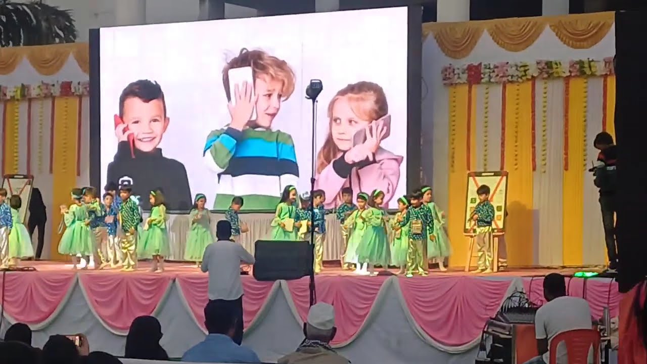 Mobile addiction theme Pre Primary Kids Dance | Annual Function 2025 | Cute School Performance