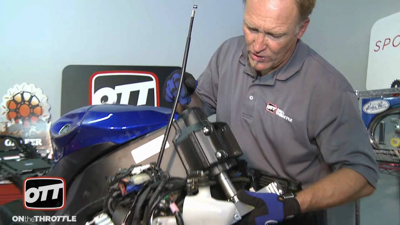 Performance Uprades YZF-R6- Removing the Entire Front End
