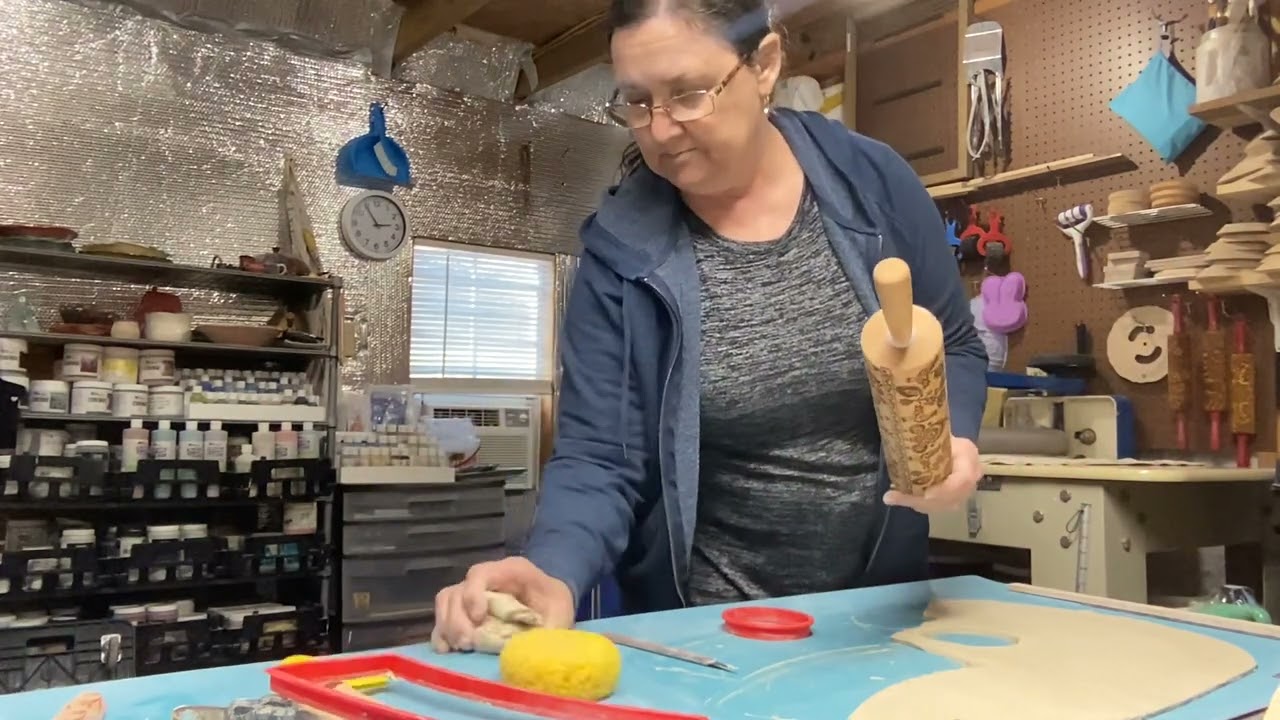 Dianna’s Mud Shop: making garden bells from clay cutter #diannasmudshop  #deladesigngifts