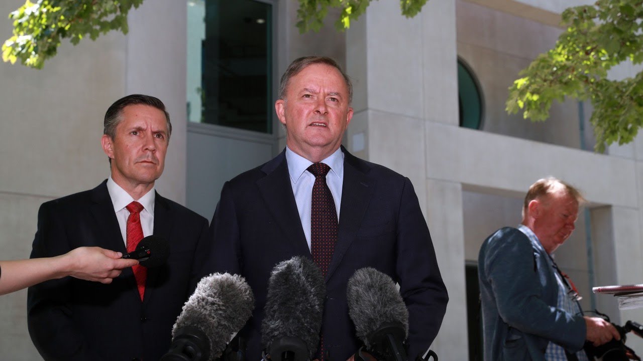 Labor celebrates defeat of government's Ensuring Integrity Bill
