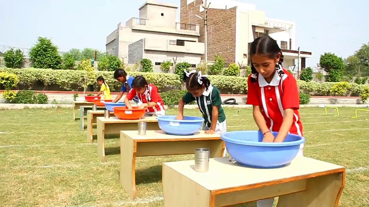 Obstacle and Relay Race - SIMIGO INTERNATIONAL SCHOOL, ABOHAR