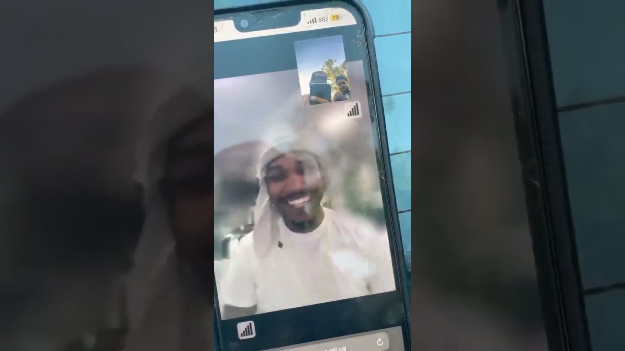 Kapone from Inglewood Families Bloods on a video call while locked up
