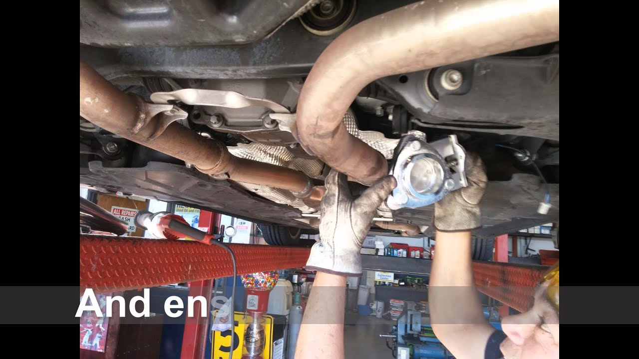 2009 Mercedes C300 (W204) X-pipe / exhaust cutouts