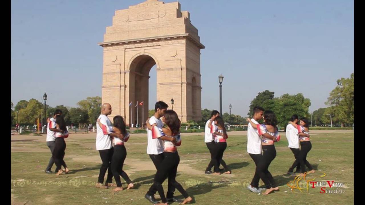 International Kizomba Flashmob by Berto and Laho (INDIA) 2016