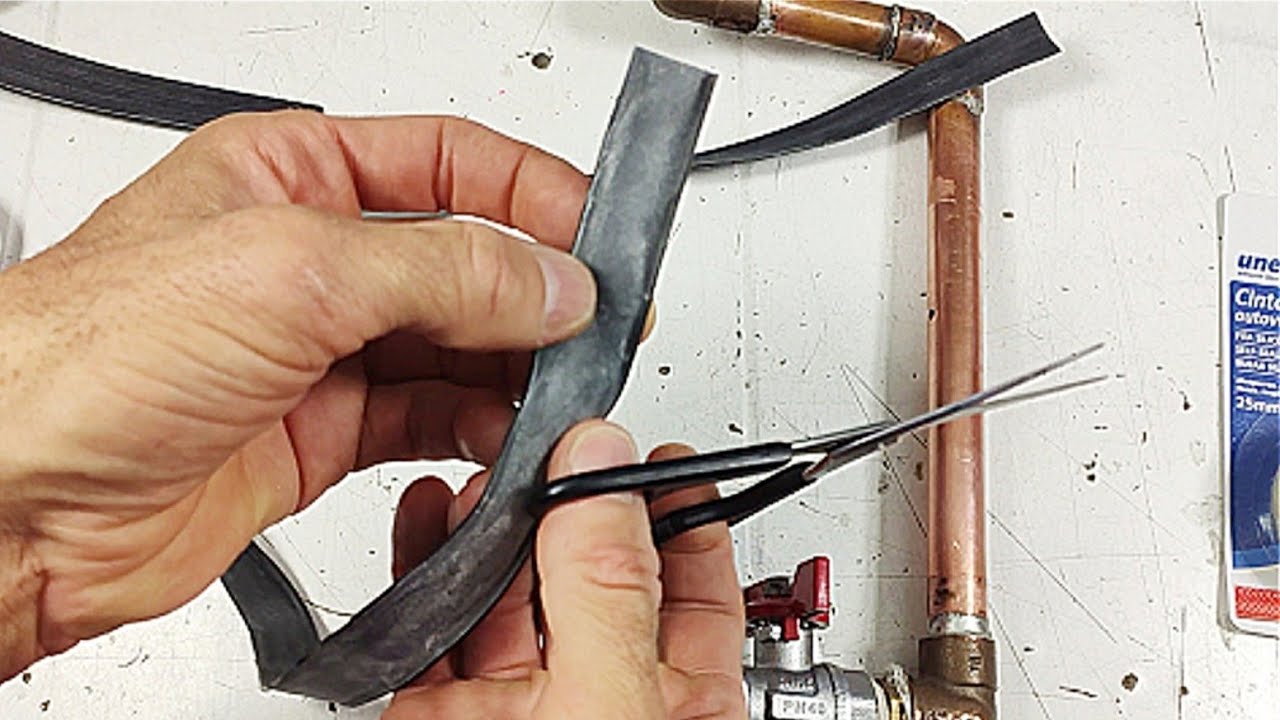 Cómo REPARAR FUGA CON UNA CÁMARA DE BICLETA. Soldadura Negra. Resiste altas presiones #fontanería