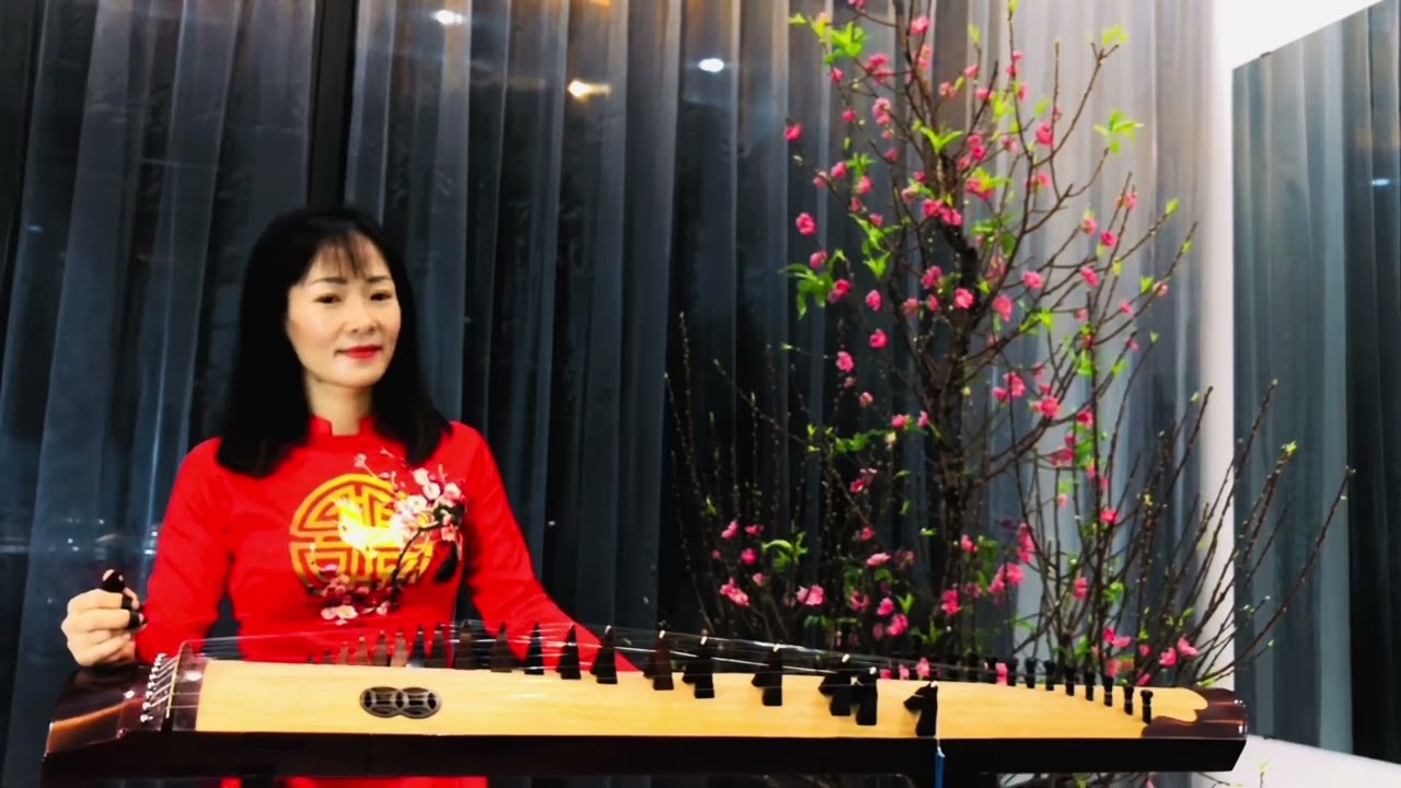 MÙA XUÂN CỦA MẸ- Đàn Tranh : Phương Thúy ( CLB Đàn Tranh Phương Thúy- Vũng Tàu)