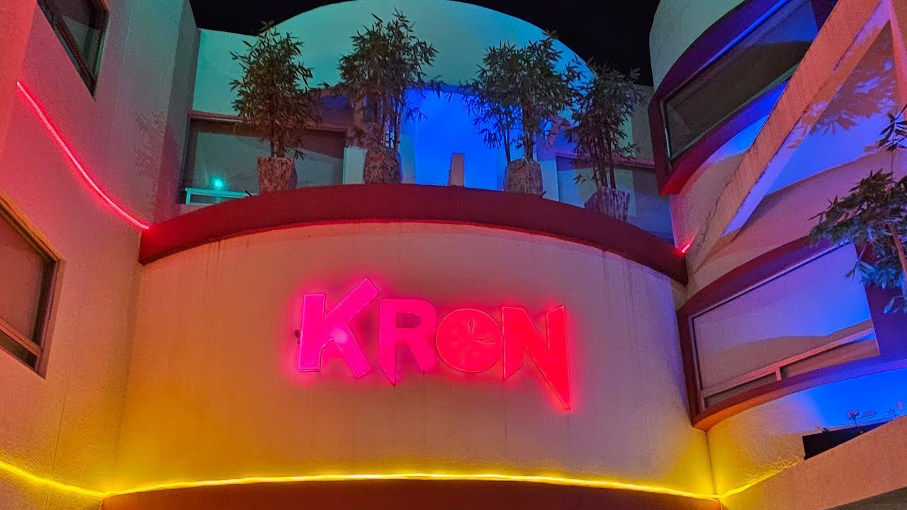 Así es la suite presidencial CON ALBERCA del hotel Kron | Recorrido