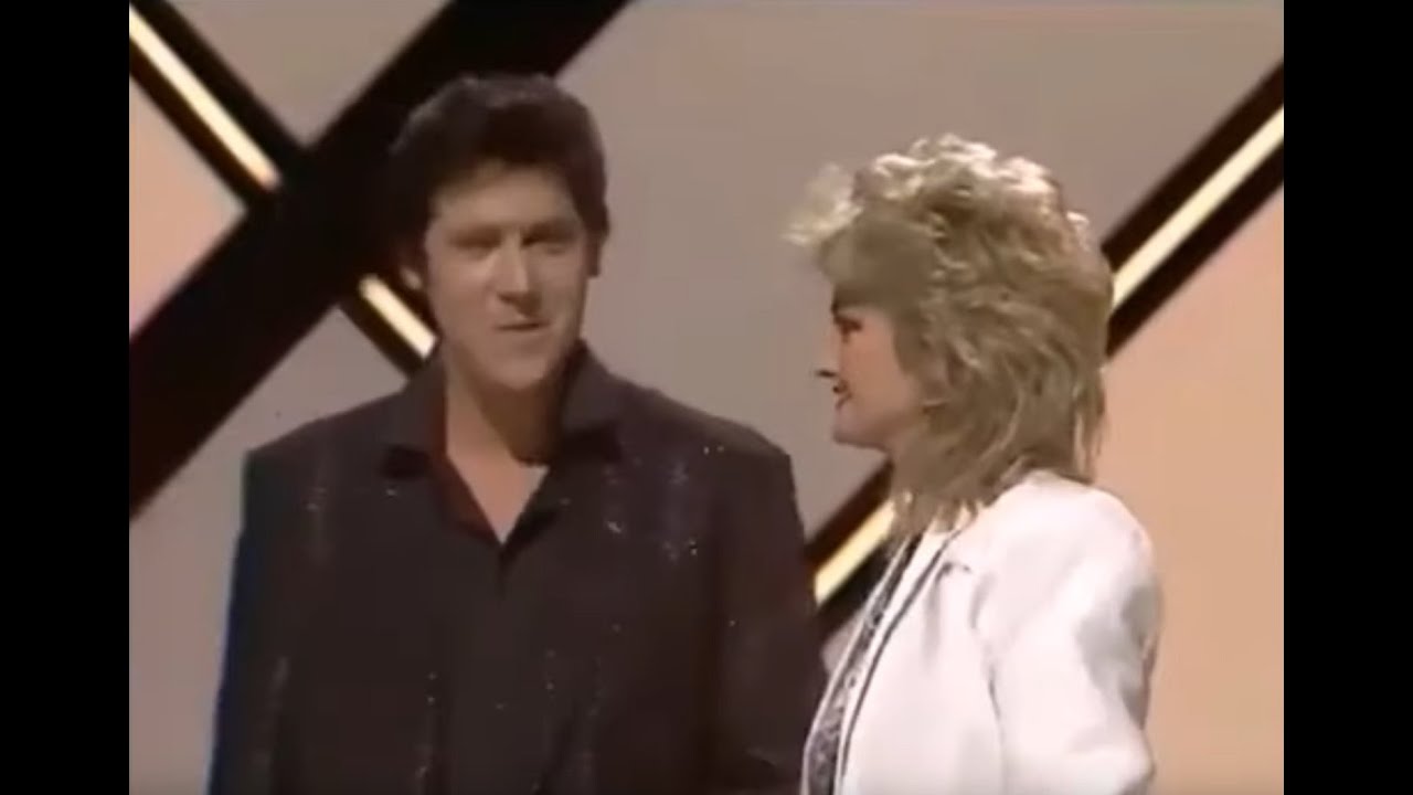 SHAKIN STEVENS - BONNIE TYLER - A ROCKIN GOOD WAY - JIMMY TARBUCK - LWT - 25.12.83