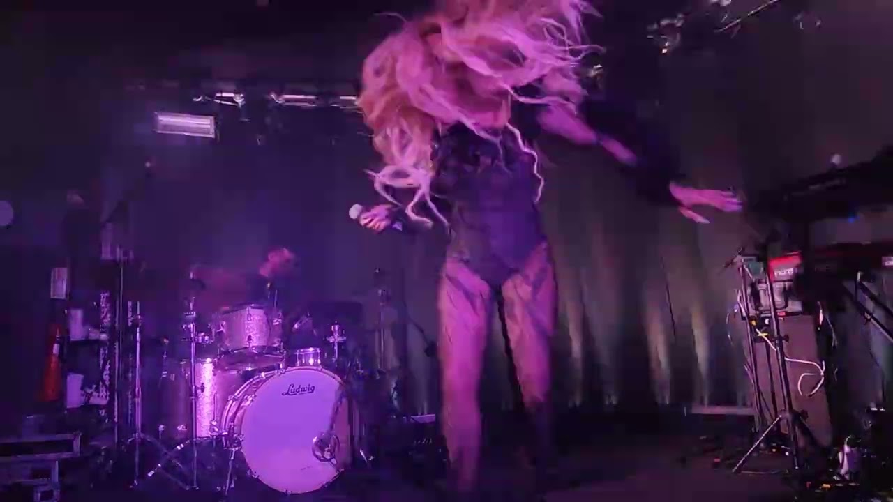 Lyra Edge Of Seventeen Limelight Belfast 2022