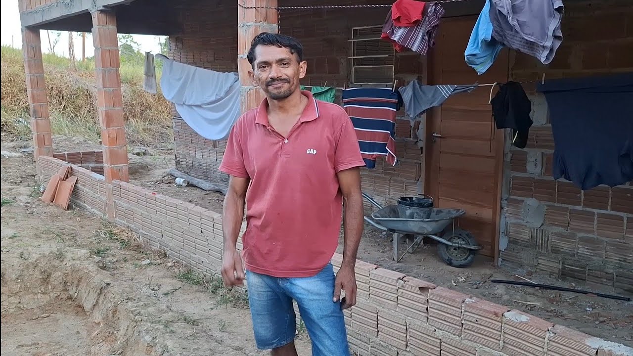 FIZ O VERNIZ DA JANELAS E RECEBI UMA VISITA RAINHA ISABEL PE 
