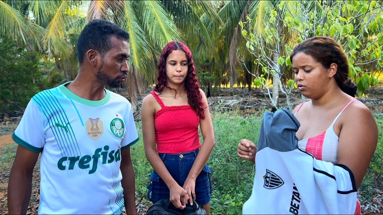 HOMEM ciumento DEMITE seu FUNCIONÁRIO por CIÚMES