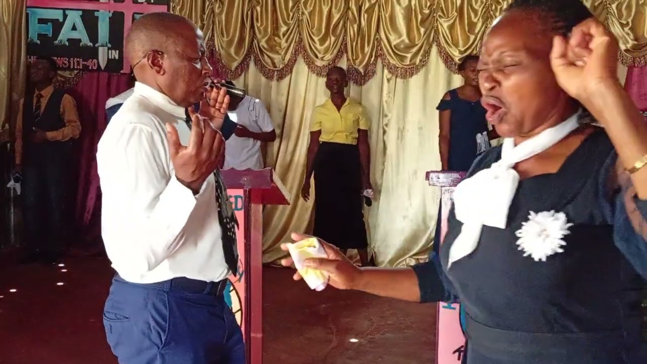 Powerful worship experience 