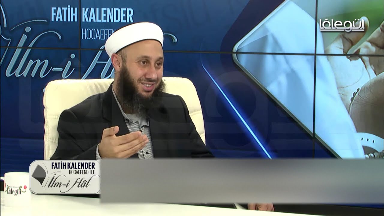 27-Menisküs ameliyatı olan câmî imâmımız iyileşemedi. Sandalyede oturarak namâz kıldırması câiz mi?