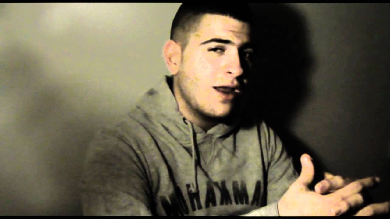 Fat Skuru-Que Triste (Prod.Bona) Official Video Music.