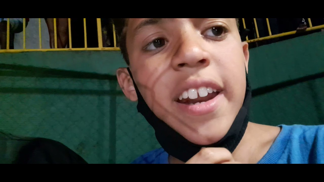 FUI VER UM JOGO DE FUTSAL NO MEU BAIRRO ! (MUITO LOUCOO )