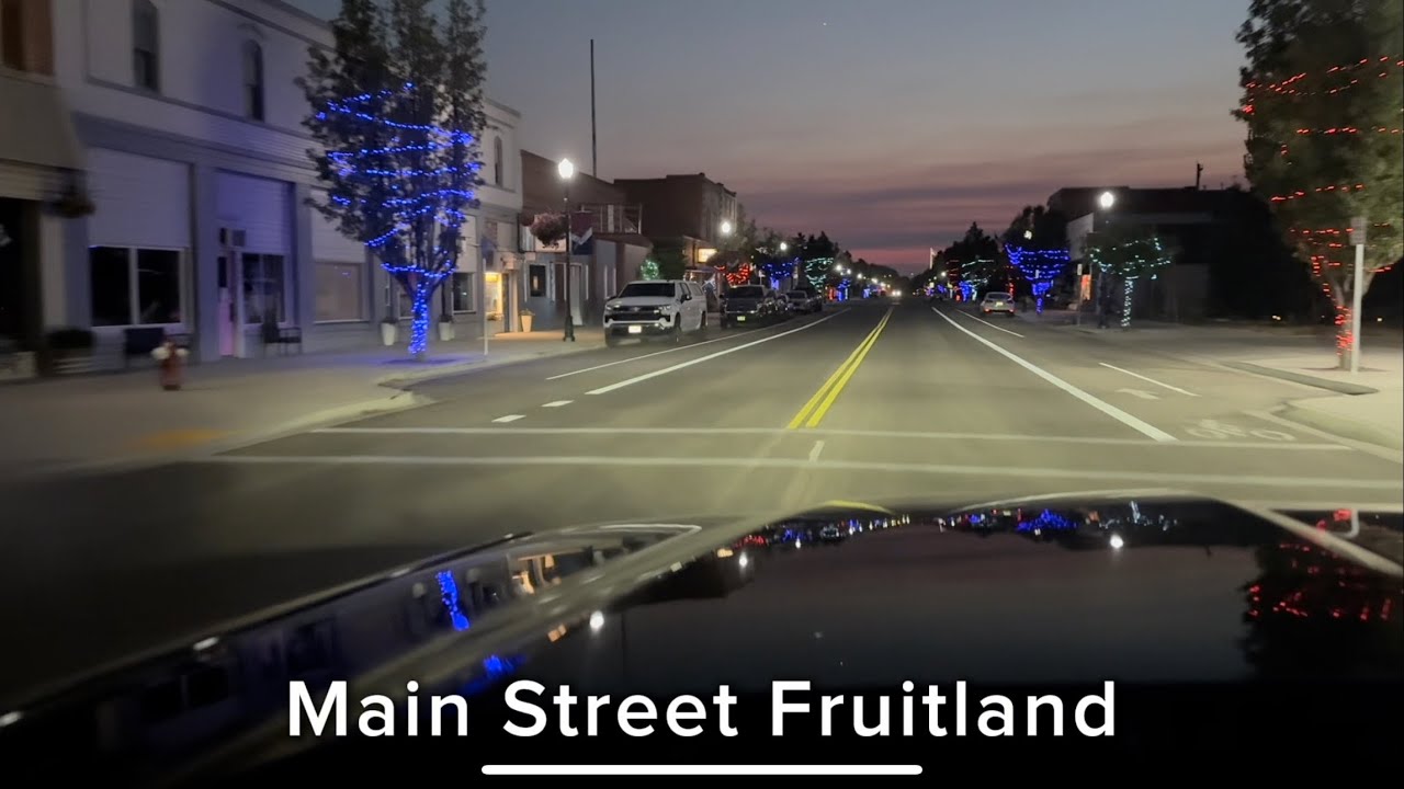 Night Drive Through Downtown Fruitland, Idaho | Patriotic Red, White & Blue Trees (America 250)