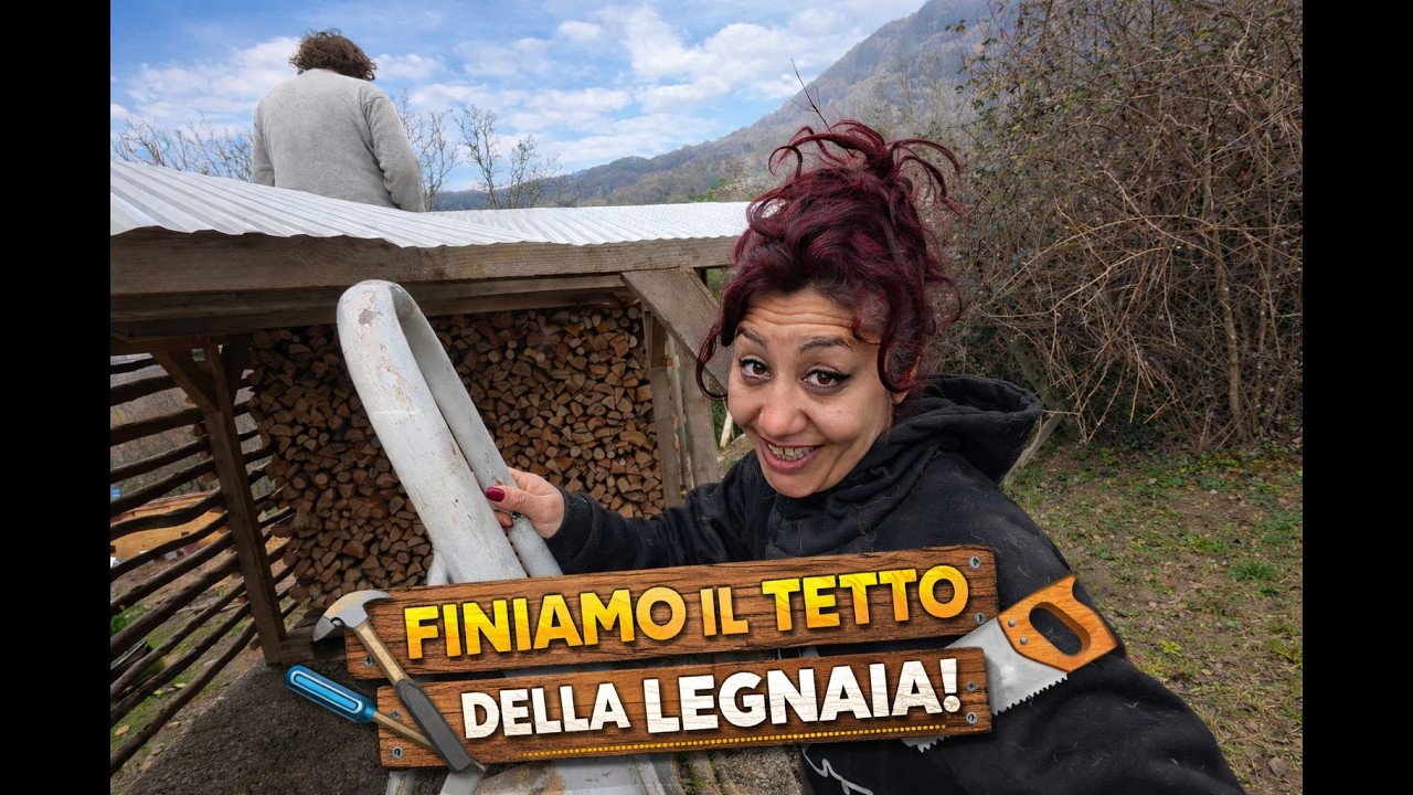 FINIAMO IL TETTO DELLA LEGNAIA! 🔨🌲 ultima fase del progetto #fattoria #montagna #vitainmontagna