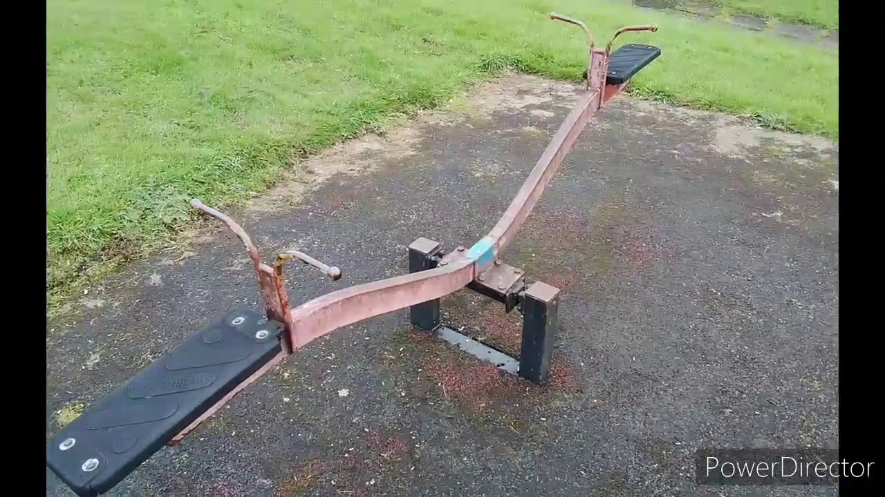 Deans South abandoned