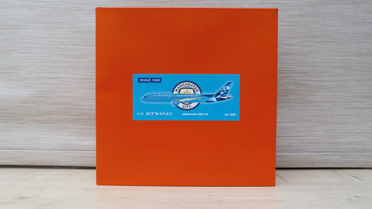 JC Wings 1:200 Etihad Boeing 787-9 Dreamliner (Manchester City Livery) Unboxing