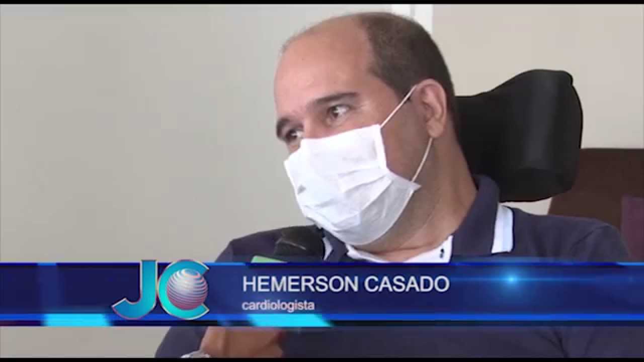 Médico portador de esclerose lateral amiotrófica enfrenta dificuldades no tratamento