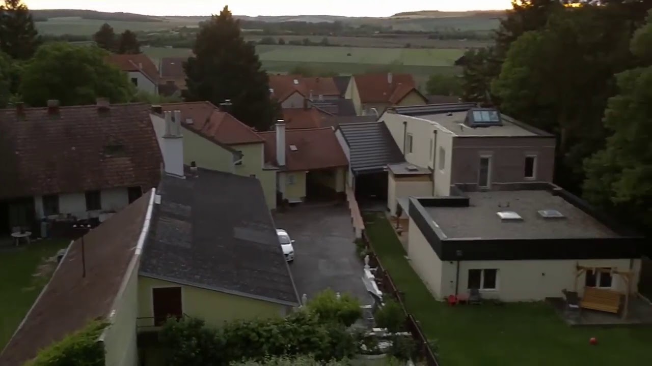 HOLLABRUNN DRONE