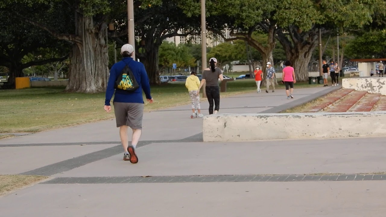 KIKI Scooter@AlaMoanaBeach 05022020