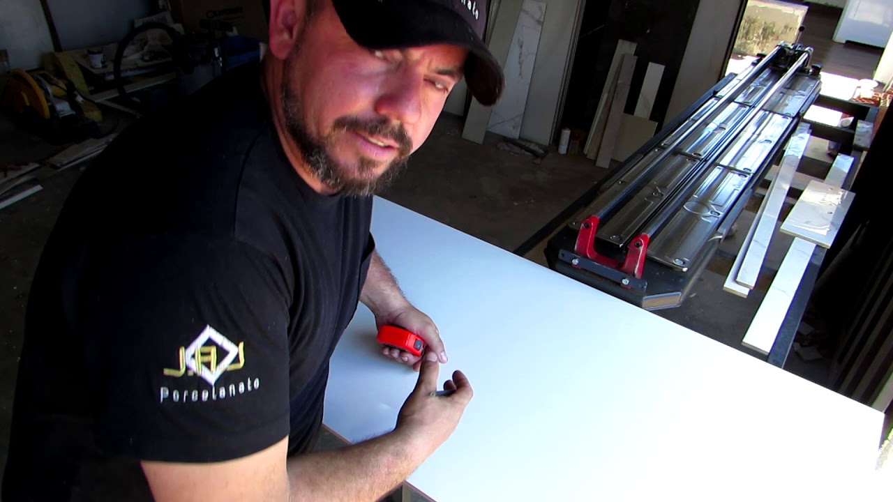 Sua riscadeira esta cortando fora do esquadro confira como é simples regular isso