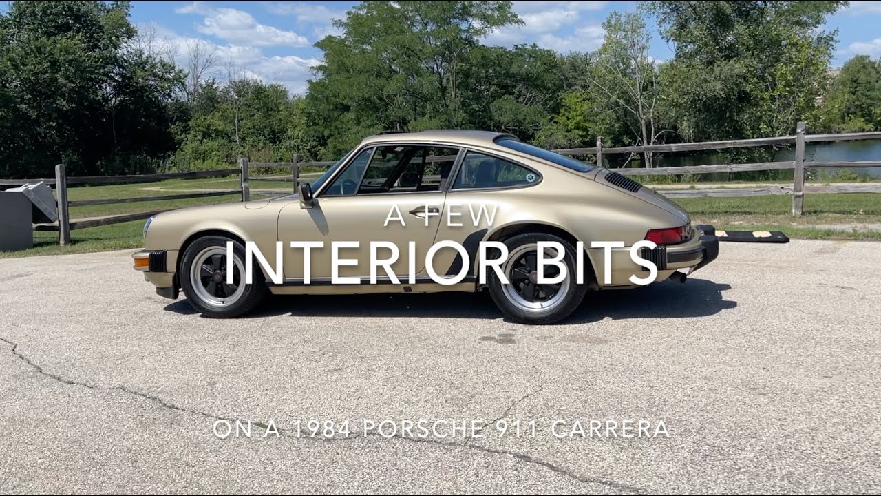 A few interior bits on a Porsche 911 Carrera 3.2