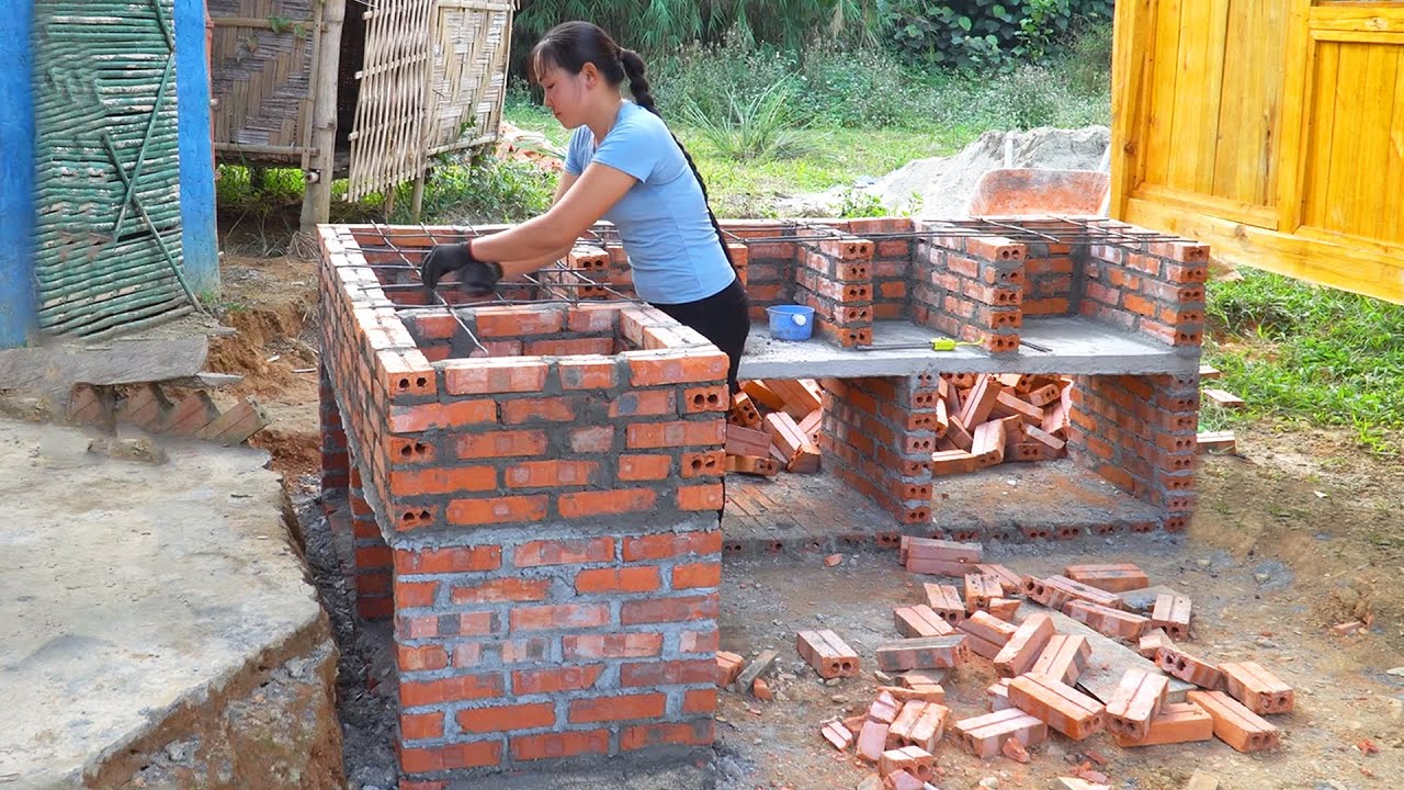 Girl CEO Moves to the Forest, Leaves the City - Builds a New Kitchen