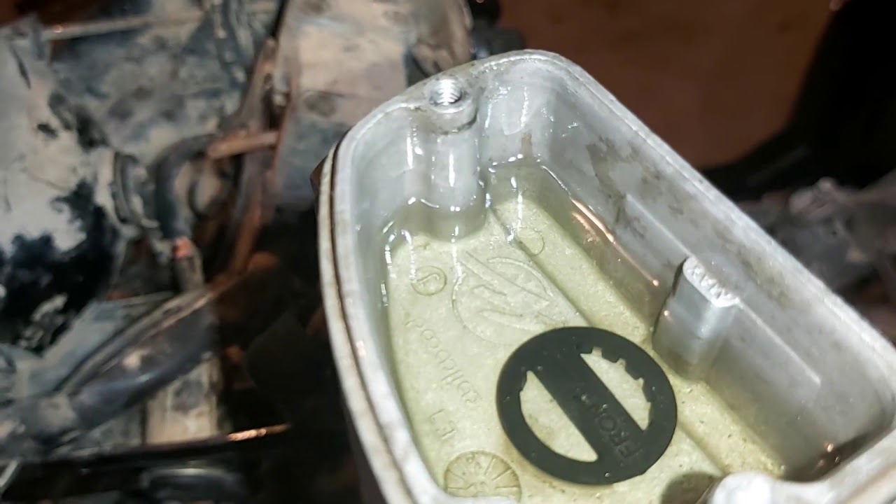 Polaris sportsman  500 master brake cylinder repair
