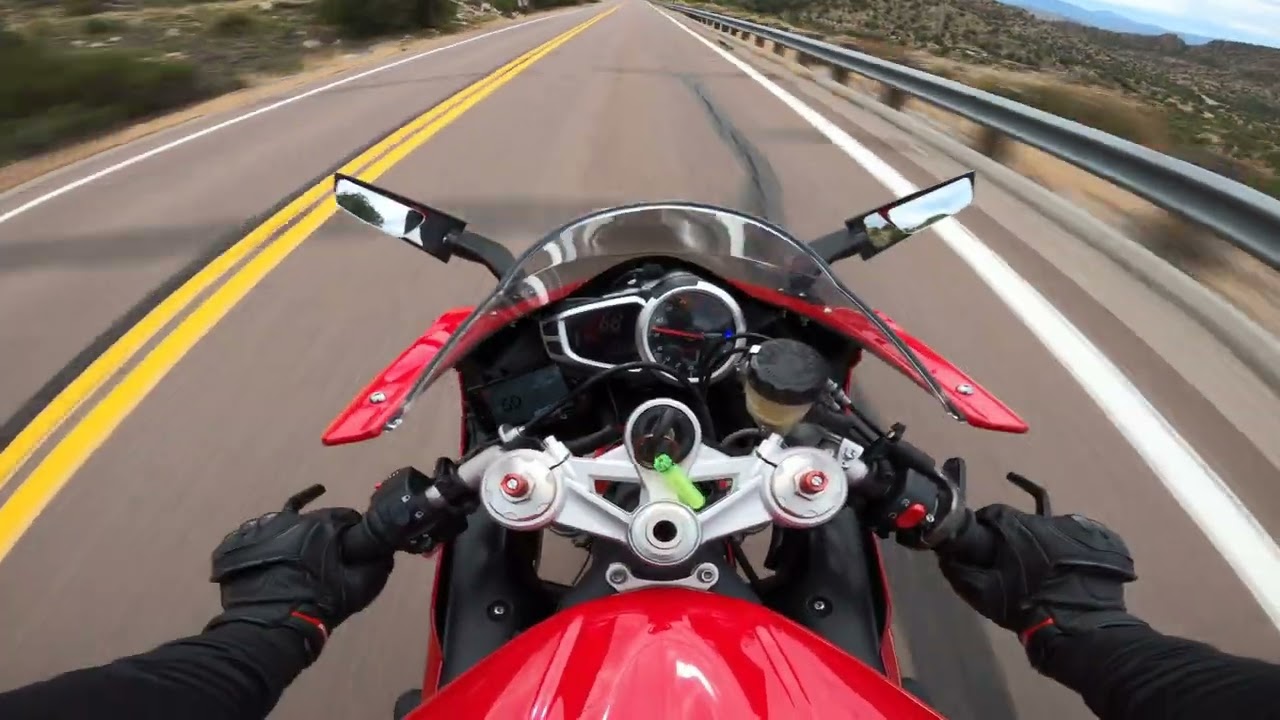 Daytona 675 - Yoshimura Alpha T exhaust sound