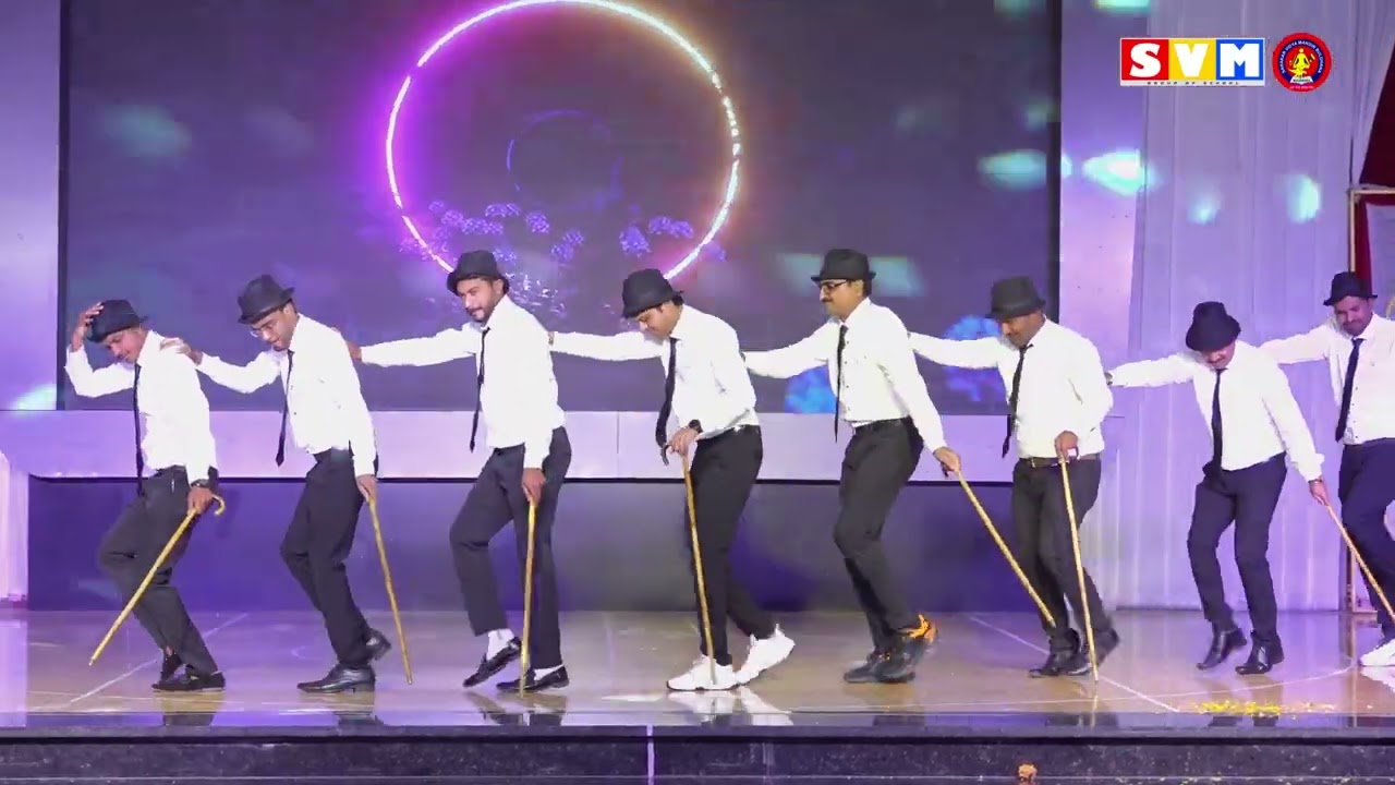 Dance with daughter in annual function at Sahkar Vidya Mandir Buldhana