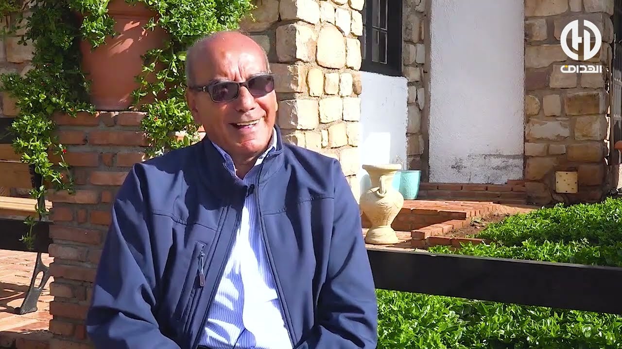 رشيد باريس يتحدث لأول مــرة عن شبيبة الألقاب ، معطوب ، بوضياف وبن شيــخ